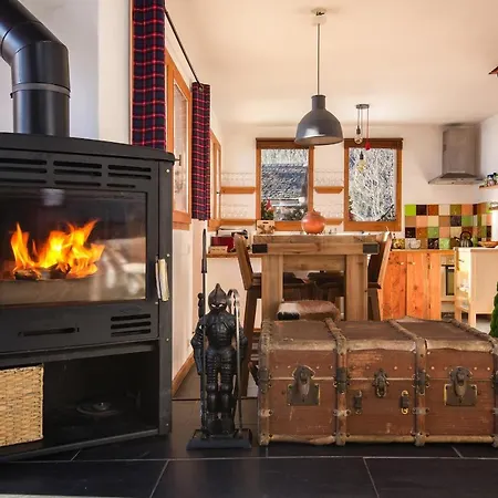 Chalet Taconnaz - Warm & Cosy 3br With Fireplace In Nature - By Cozee